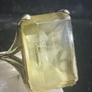 Canary Yellow/ Green Hues in 10 K Gold  - Unknown Stone
